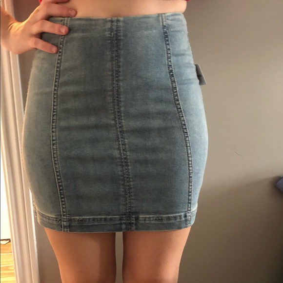 Free People Dresses & Skirts - NEW Free People denim mini skirt size 4